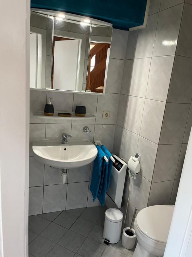 Ferienhaus Ankerpunkt 摩泽尔河畔的泽尔 外观 照片